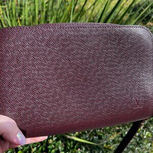 Louis Vuitton Taiga Leather Pochette Voyage Clutch - Rare colorway VI0051 COA